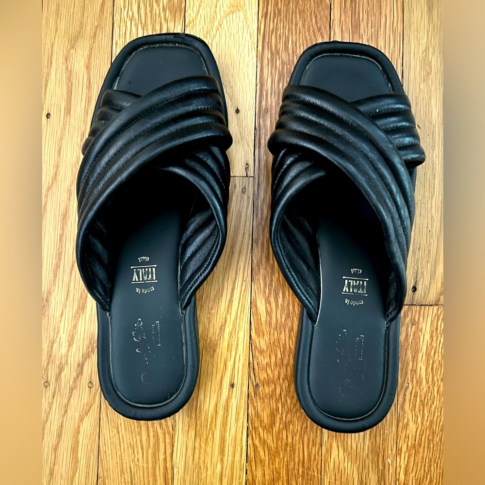 Seychelles sandals